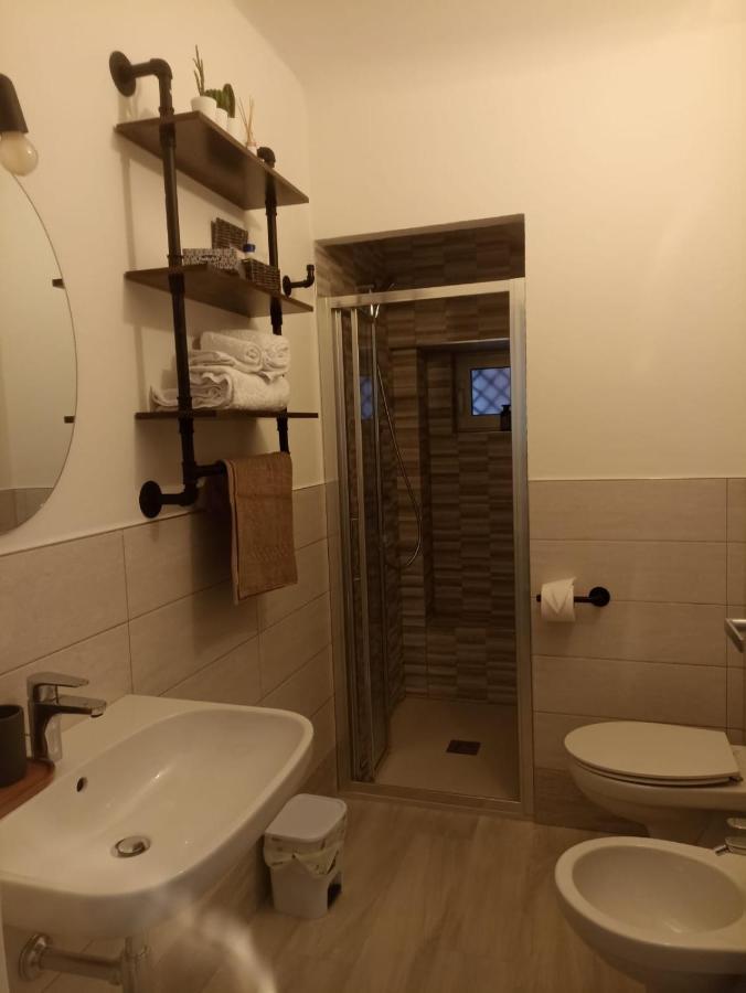 Отель Casa Del Fiordaliso Сан-Бенедетто-дель-Тронто Экстерьер фото